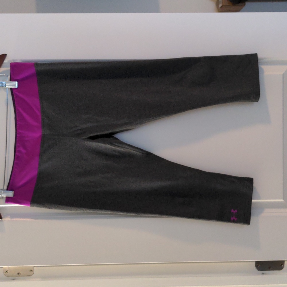 UA capris